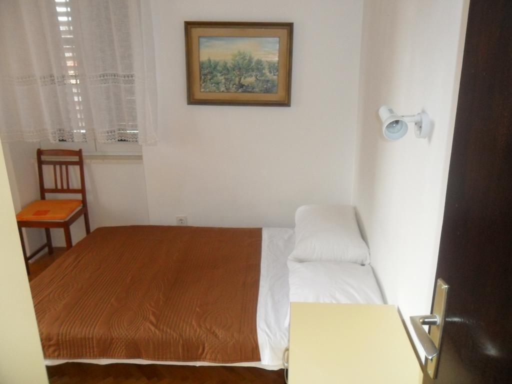 Apartments Villa Dube Spalato Esterno foto